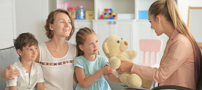 Helping Your Children Navigate Sibling Rivalry Over Family Hierarchy | Gold Counseling Near Me in Riverdale, Kaysville, Draper, and St. George UT.