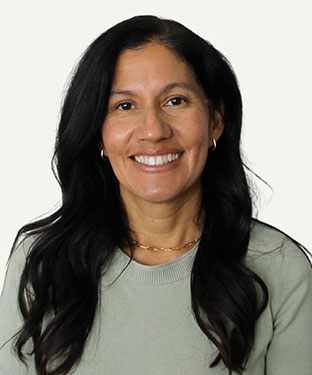 Meet Claudia DeMordaunt, MSWi, at Gold Counseling in South Ogden and Kaysville, UT