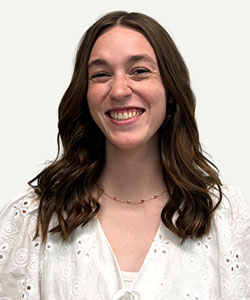 Meet Mia Azar, MSWi, at Gold Counseling in Draper, UT