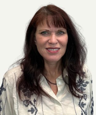 Meet Jennifer Jones, ACMHC, at Gold Counseling in Draper, UT