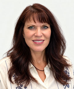 Meet Jennifer Jones, ACMHC, at Gold Counseling in Draper, UT